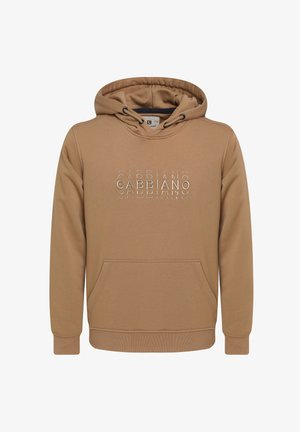 Mikina s kapucí v béžové barvě, s přední klokaní kapsou, vroubkovanými manžetami a lemem, a s embosovanými detaily loga na hrudi.