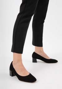 Wojas Tacones - black