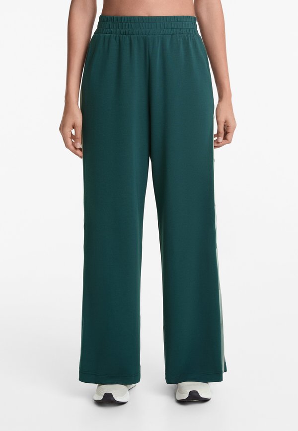 SOFT TOUCH STRAIGHT LEG WITH PIPING - Jogginghose