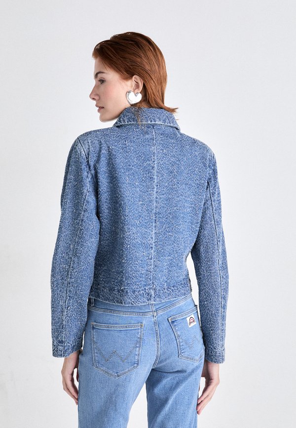 JDYLADY SHACKET - Denim jacket3