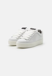 rag & bone Chaussures de skate - white