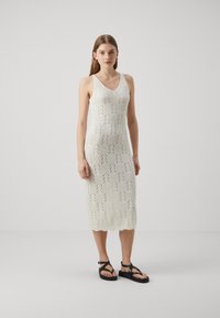 ONLY ONLDANA LIFE MIDI DRESS - Egyenes szabású ruha - cloud dancer