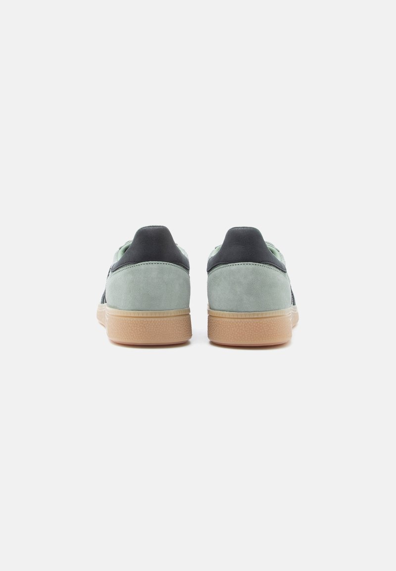 adidas gazelle silver green womens Gazelle Decon