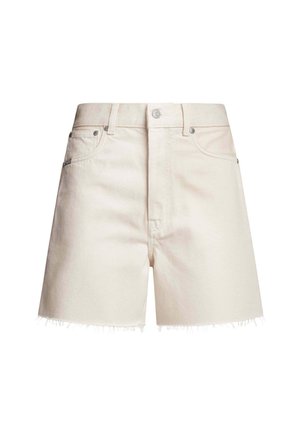 Shorts en denim beige clair à taille haute, avec un ourlet effiloché, un design à cinq poches, et des détails en métal argenté. Fabriqués en tissu en coton robuste.