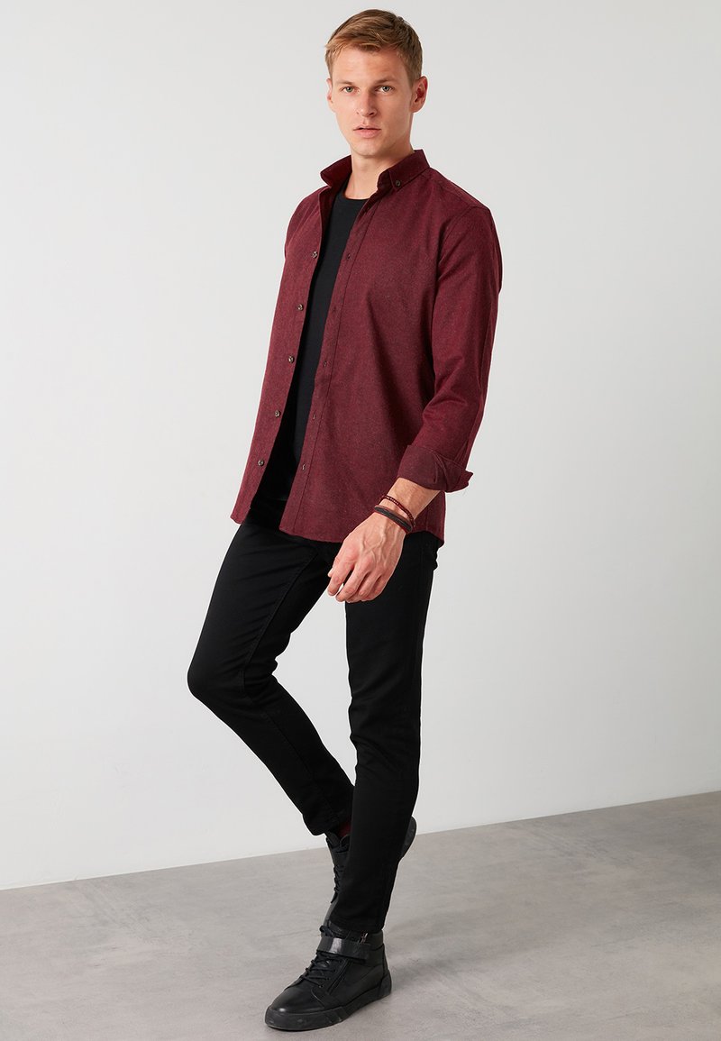 Buratti SLIM FIT - Camisa - bordeaux
