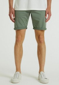 CHASIN' - NATE.S GAMMA - Shorts - dark green Thumbnail-Bild 1