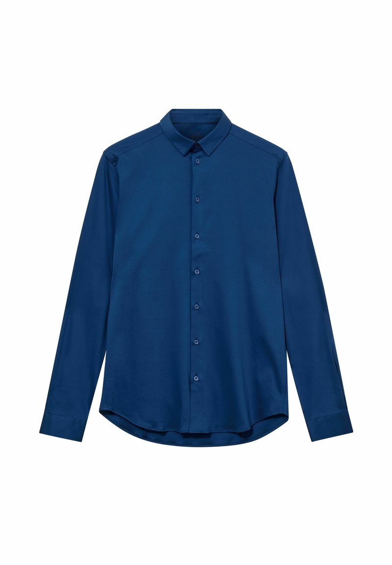 Pánska košeľa s dlhým rukávom, zapínaná na gombíky, v jednofarebnej námorníckej modrej farbe s klasickým golierom a zaobleným spodným okrajom.