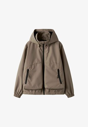 Lysebrun hættejakke med lynlås foran, to lynlåslommer i siderne, elastiske manchetter og elastisk kant, designet til udendørs brug.