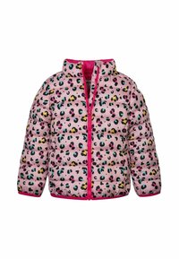 Chaqueta acolchada de color rosa con estampado de leopardo en verde, amarillo y negro, que presenta un cuello alto y un cierre y ribete en un brillante color rosa.
