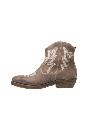 Cowboy/biker ankle boot - brown