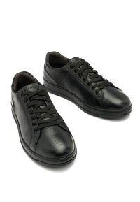 RYŁKO Sneakersy niskie