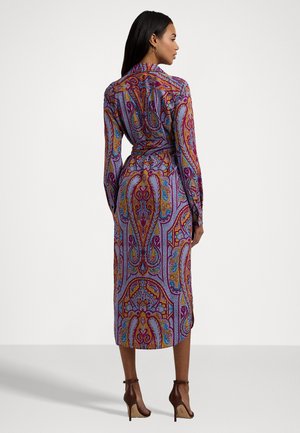 PAISLEY BELTED CREPE SHIRTDRESS - Robe chemise - fuchsia multi