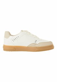 White sneaker with a textured leather upper, contrasting beige suede accents, and a gum rubber sole. Features minimalistic design lines.