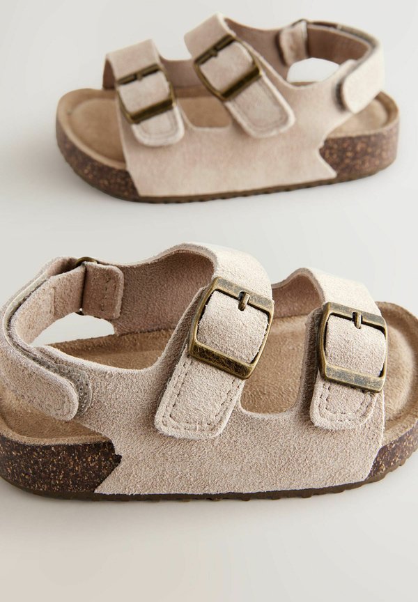 WIDE FIT (G) FIT – DOUBLE BUCKLE CUSHIONED FOOTBED – Lauflernschuh – neutral