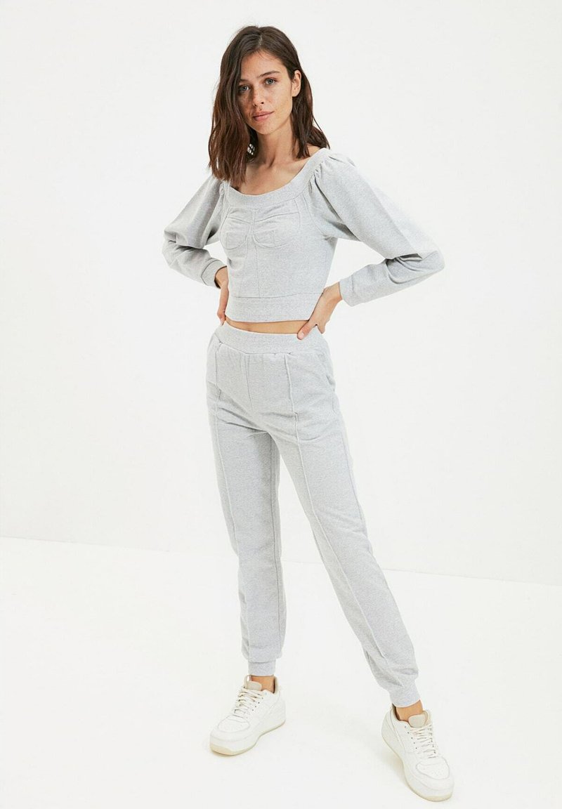 Damen Sweatshirts | Trendyol Sweatshirt grey/grau - KS24345 Damen Sweatshirts | Trendyol Sweatshirt grey/grau - KS24345