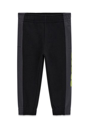 - Spodnie treningowe