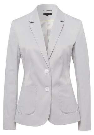 Blazer gris clair en tissu texturé, doté d'un col cranté, de deux poches avant et de deux boutons blancs sur le devant.