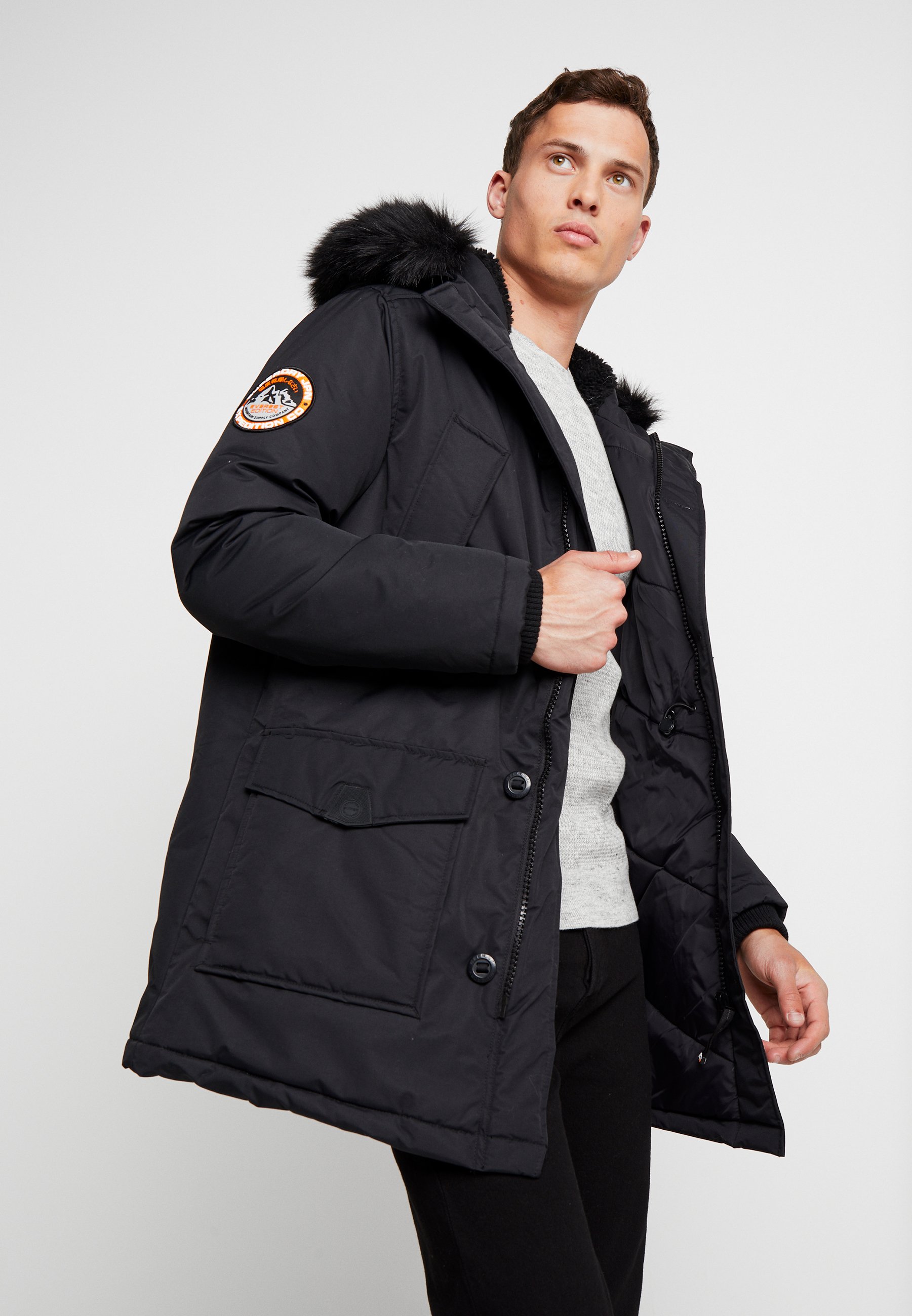 Superdry EVEREST Talvitakki jet black Zalando.fi Superdry EVEREST Talvitakki deep berry Zalando.fi