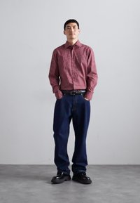 Vivienne Westwood GHOST - Button down-skjorte - red