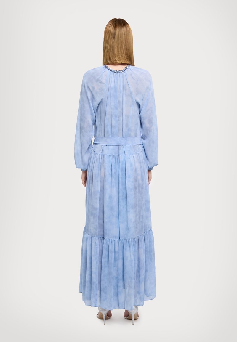 michael kors denim maxi dress Michael SUNBLEACH TIER - dress 32 Best Bump-Friendly Maternity Color:Black Polka Print Elevate your wardrobe with Denim midi dress with 10.14.23