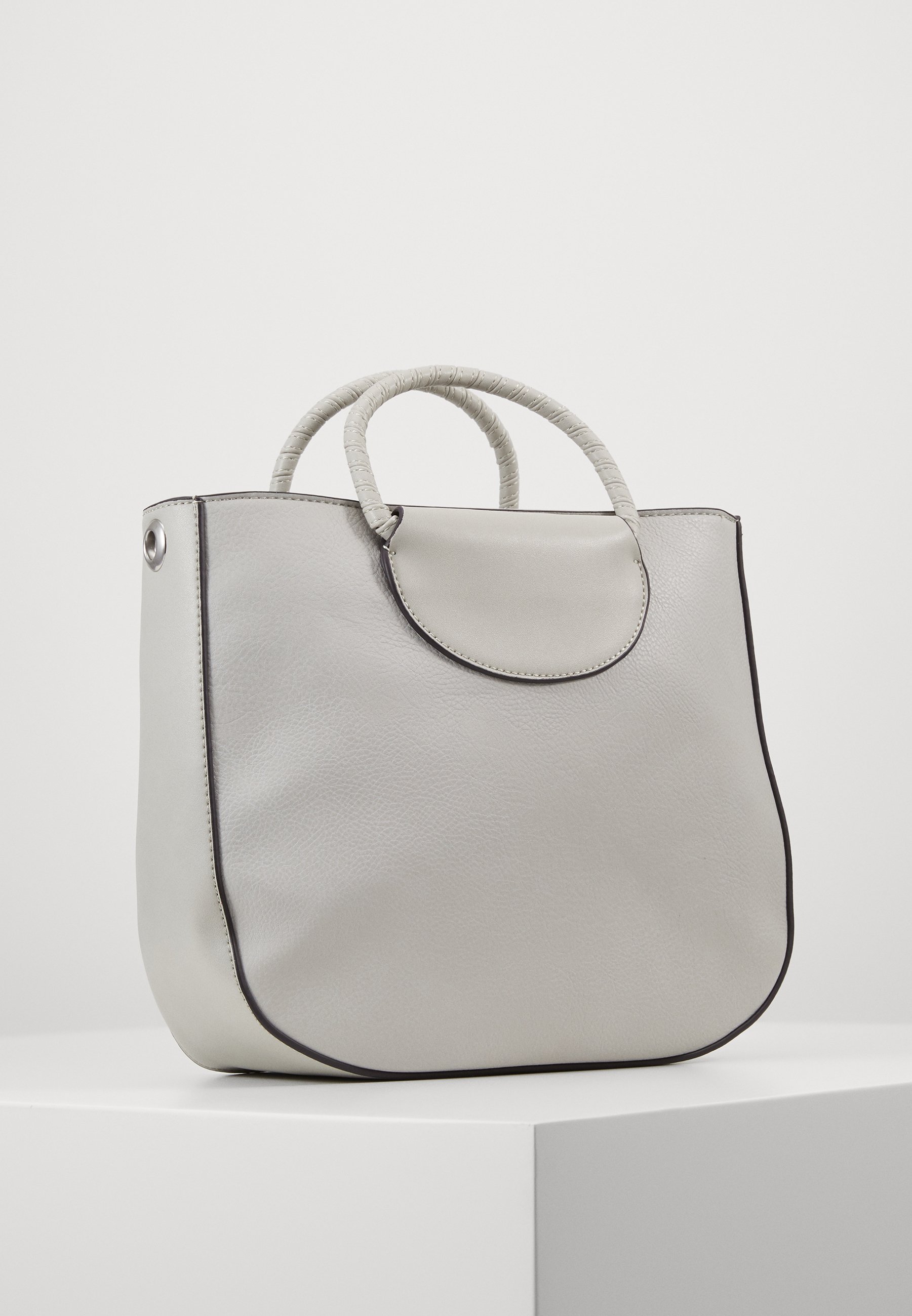 Tamaris ALEXA Håndveske light grey Zalando.no Tamaris ALEXA Håndveske black Zalando.no