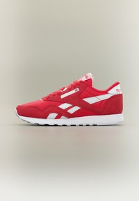 Επιλέχθηκε, sport red/footwear white