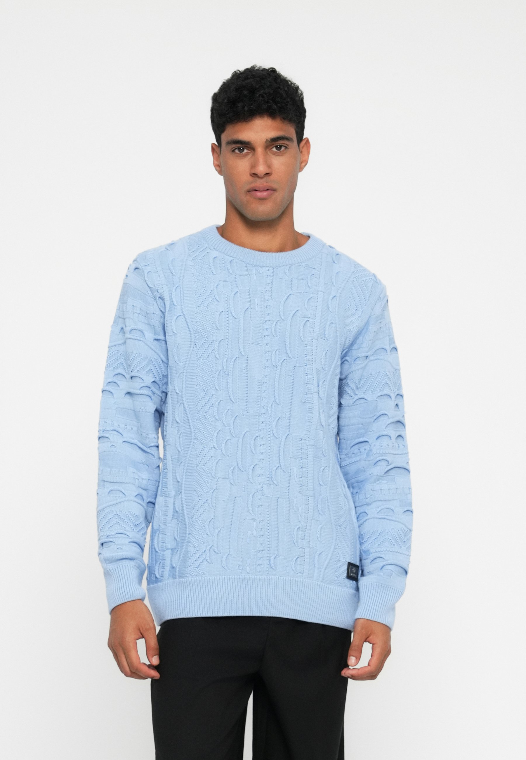 Carlo Colucci PULLOVER Strickpullover baby blue/hellblau Zalando