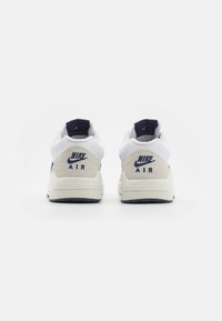 Jordan JORDAN STADIUM 90  - Joggesko - white/midnight navy/varsity red/sail