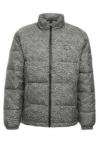 Pikowana kurtka zapinana na zamek w kolorze szarym z czarnym nadrukiem w cętki. Posiada wysoki kołnierz i elastyczne mankiety. Logo marki na lewej piersi.