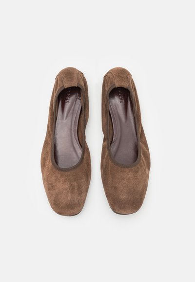 Filippa K REY FLATS - Ballet pumps - light brown