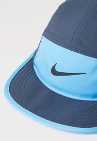 Nike Performance FLY UNISEX - Cap - thunder blue/university blue/black