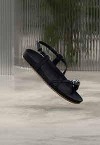 Δεν επιλέχθηκε, ocean/silver-coloured