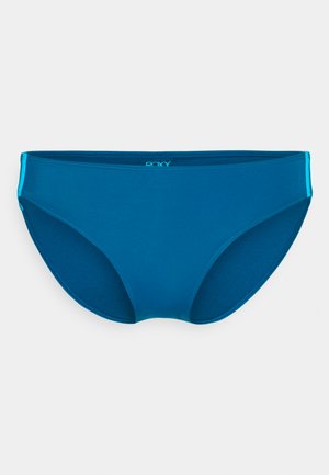 Teal bikini-bunn med glatt stoff, med et enkelt design med kontrasterende turkise sideakenter og ingen synlig maskinvare.