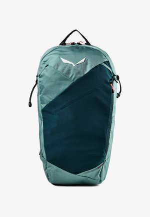 Plecak w kolorze morskim i ciemnozielonym z górnym uchwytem, regulowanymi bocznymi paskami, przednią kieszenią i białym kanciastym logo w pobliżu górnego środka.