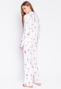 PJ Salvage IT’S A WINEFUL LIFE SET - Nachtwäsche Set - off white