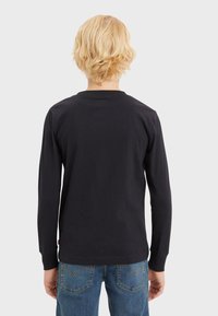Levi's® BATWING CHEST HIT TEE - Maglietta a manica lunga - black