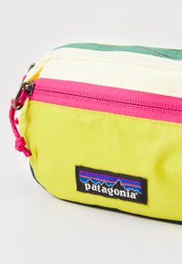 Patagonia TERRAVIA MINI HIP PACK UNISEX - Bum bag - buttercup yellow