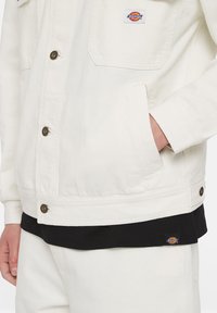 Dickies MADISON - Jeansjacka - white