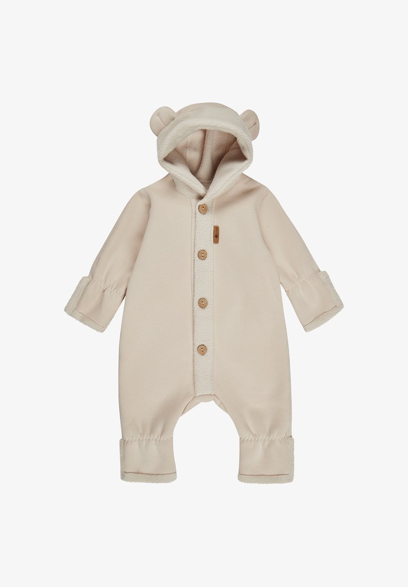 Combinaison beige pour bébé avec capuche dotée d'oreilles d'ourson, boutons en bois sur le devant, et poignets aux manches et aux jambes en tissu doux texturé.