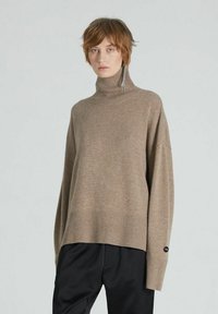 I AM YOUR SISTER - TURTLENECK CINNAMON - Trui - brown Miniatuurafbeelding 1