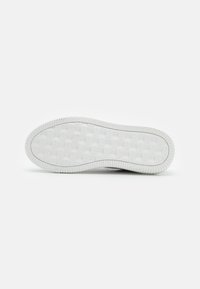 Calvin Klein Jeans CHUNKY CUPSOLE - Sneakers basse - black/silver