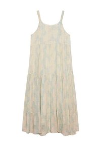 Vestido claro, a la altura de la rodilla, con tirantes finos, que presenta un diseño en capas y sutiles patrones azules sobre una tela texturizada.