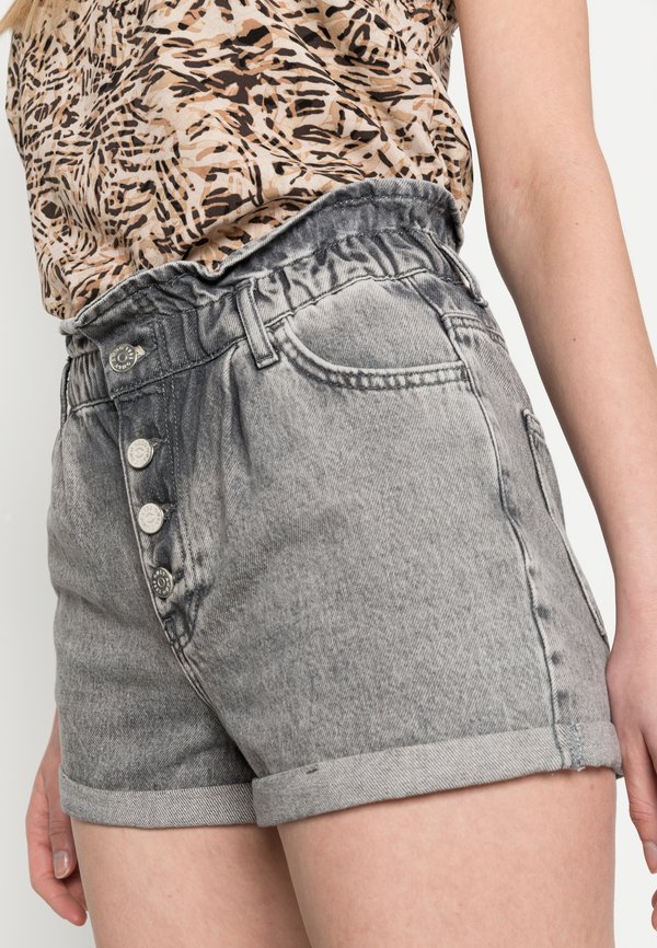 ONLCUBA LIFE PAPERBAG DNM NOOS - Denim shorts2