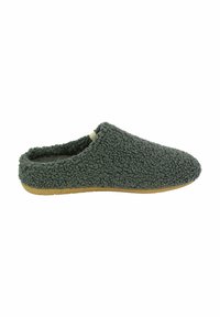 Groene, gestructureerde instap slipper met een zachte, donzige buitenkant en een bruine rubberen zool. Afgeronde neus en open achterkant ontwerp voor gemakkelijk aan- en uittrekken.