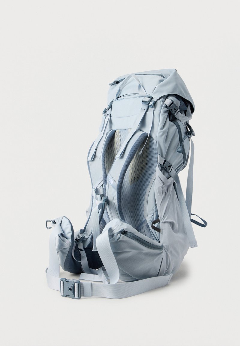 north face granite backpack The Jester Lumbar Pack Grey/Frost Grey, ONE SIZE litre capacity makes it ideal for days on campus and commuting across the city The North Face Granite Hiking
