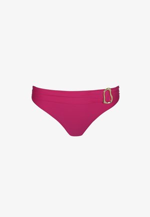 Braguita de bikini rosa con un detalle de hebilla dorada de forma irregular en el lado derecho.