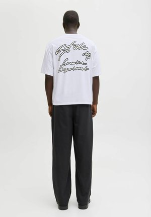 T-shirts med print - bright white