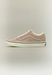Δεν επιλέχθηκε, warm taupe