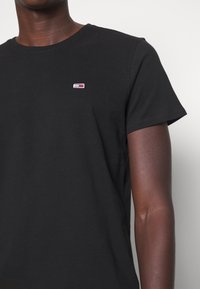 Tommy Jeans SLIM FIT 2 PACK - Tricou basic - white/black