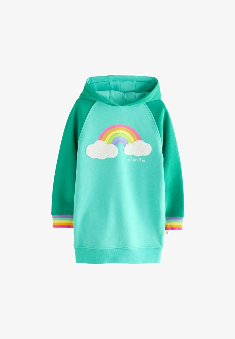 Rochie cu glugă de culoare turcoaz, cu un design cu curcubeu și nori. Include manșete cu dungi rainbow ribs și o textură moale a materialului.